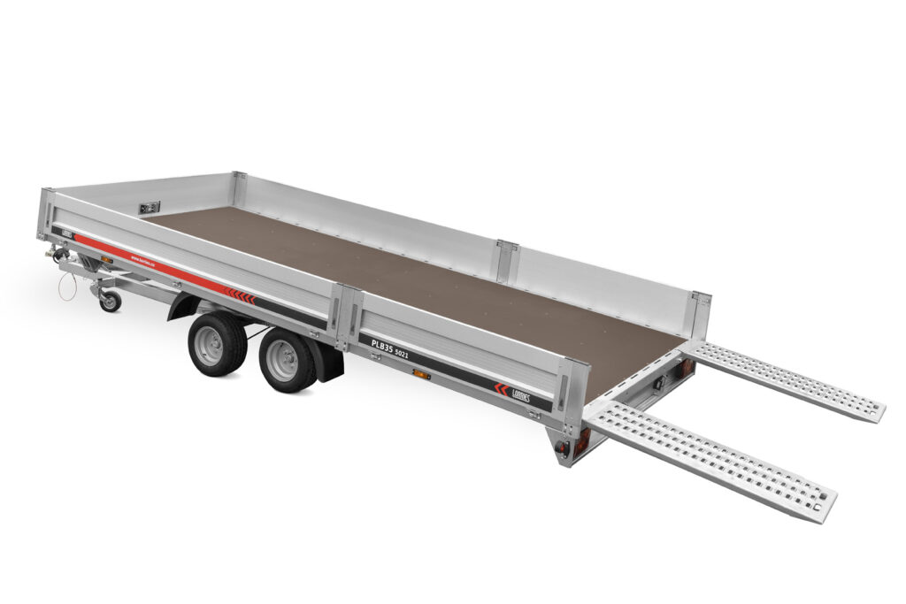 tow truck trailer with aluminum sides, GVW 3500 kg, 5 meters, with extended exits