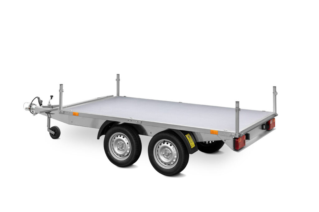 Remolque para equipaje con plataforma abatible de dos ejes, peso pesado 750 kg, con laterales desmontables
